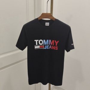חולצות טי טומי
