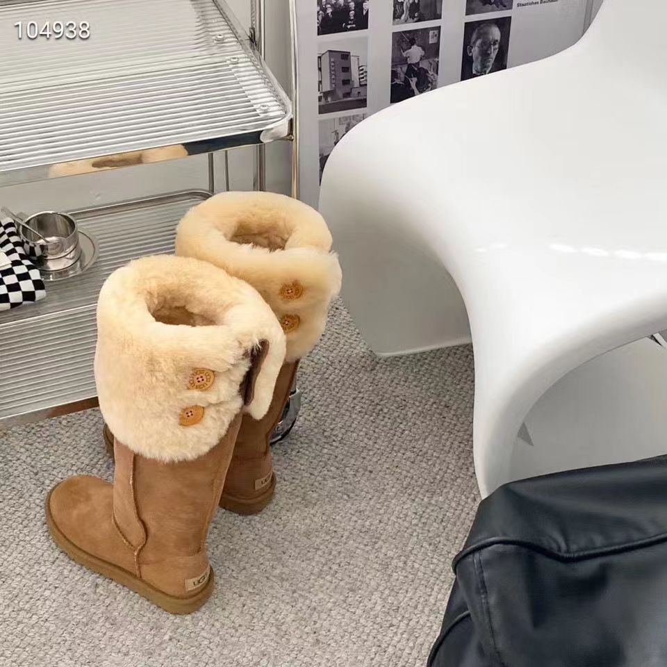 מגפי UGG עד הברך – תמונה 9