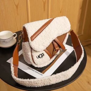 תיק אוכף UGG