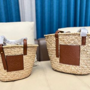 תיק קש loewe