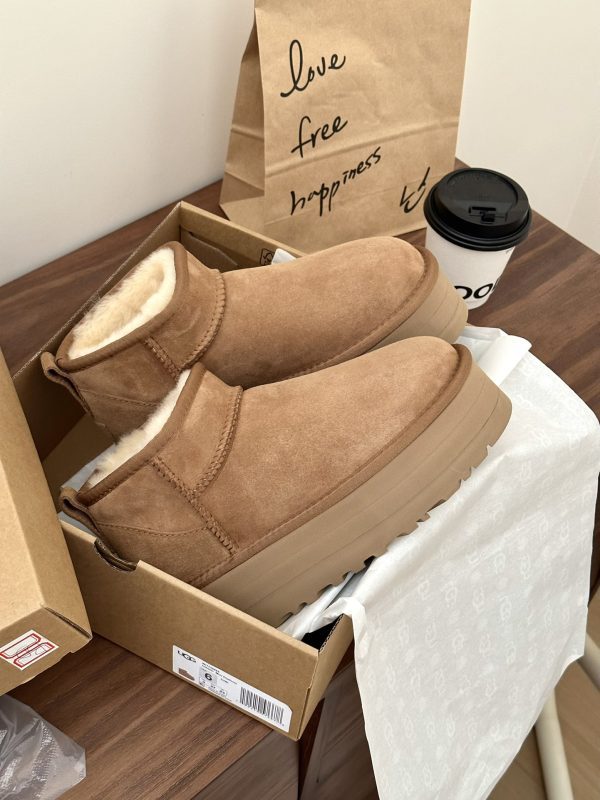 מגפון UGG פלטפורמה – תמונה 2