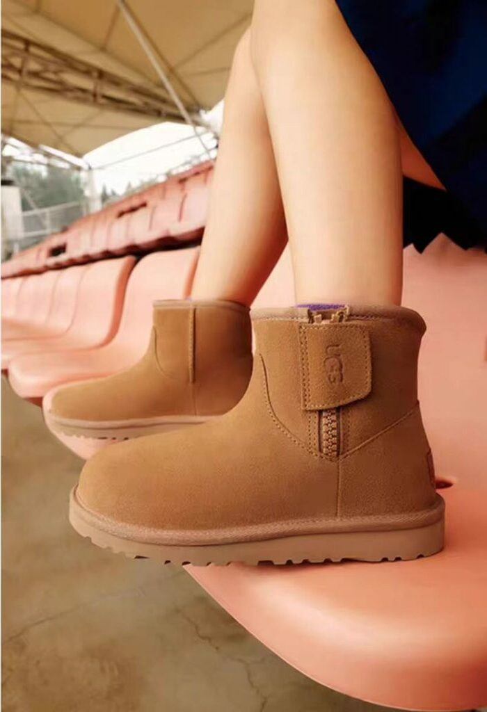 מגפון UGG ילדים