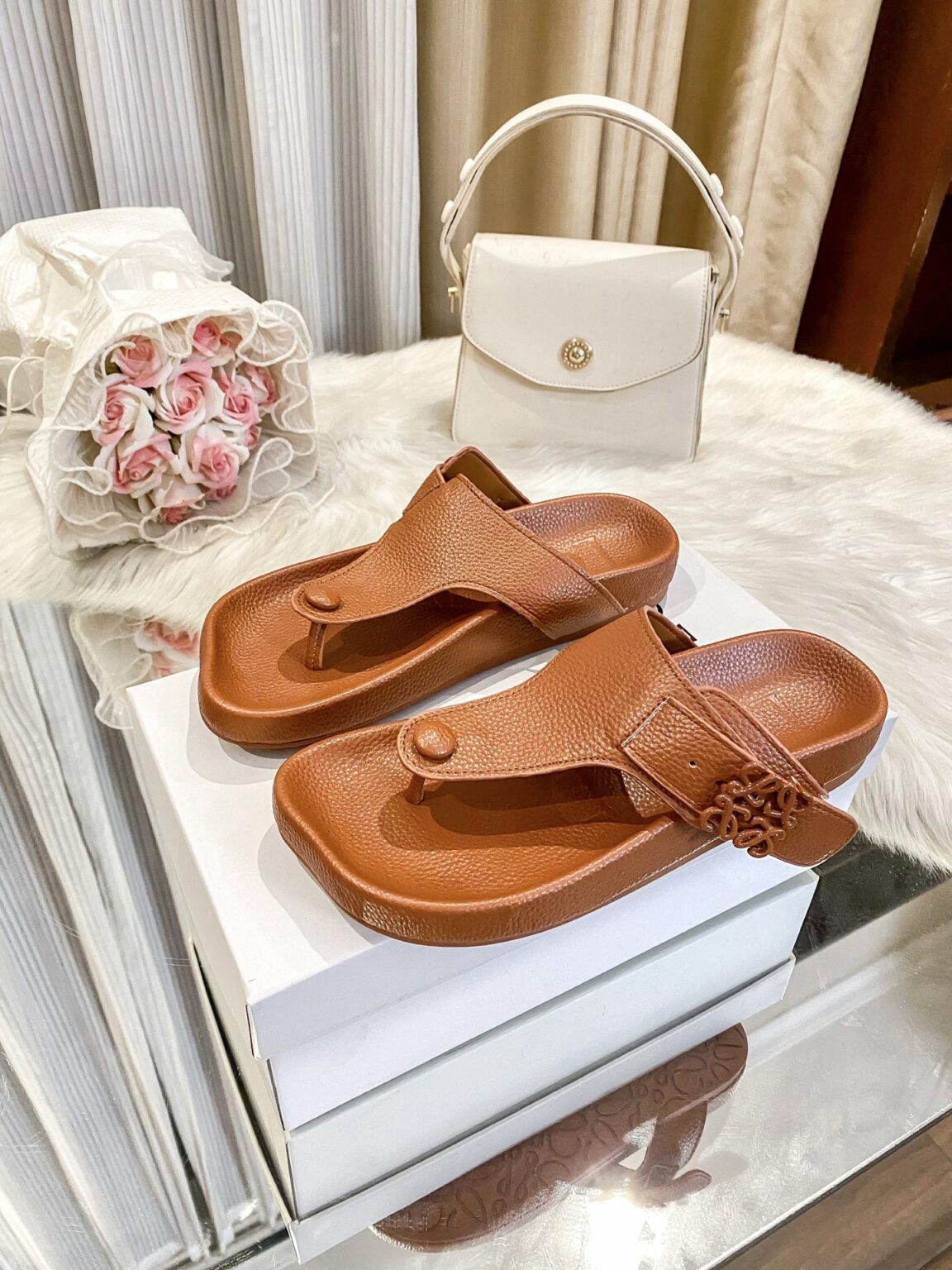 כפכפים LOEWE