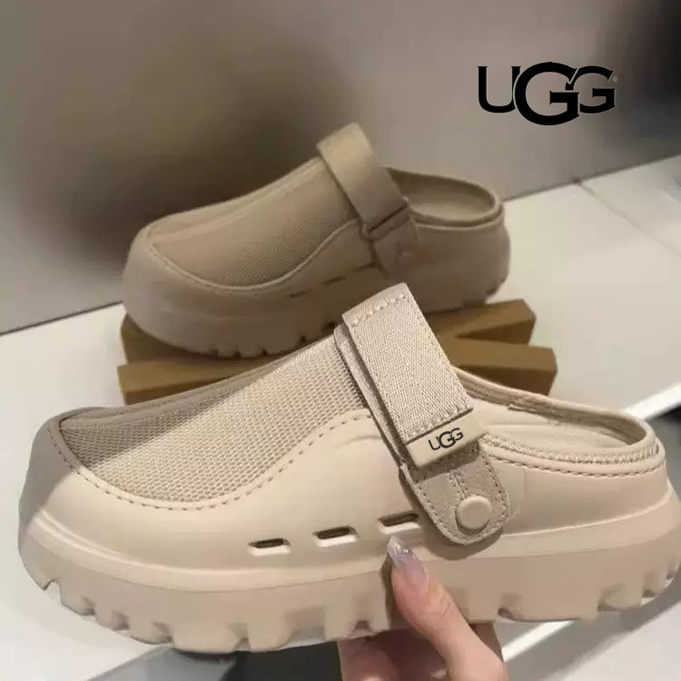 כפכפים UGG