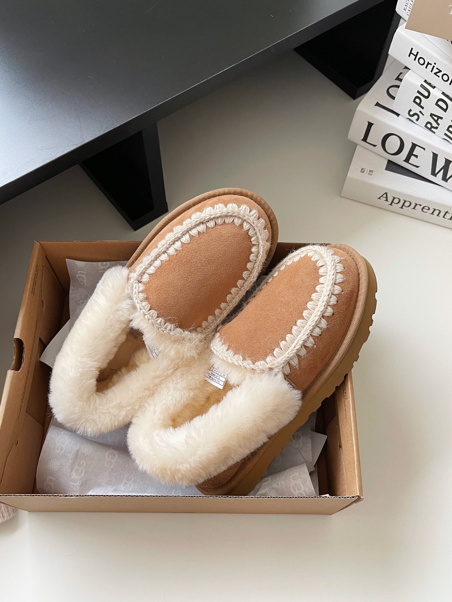 כפכפים UGG – תמונה 7