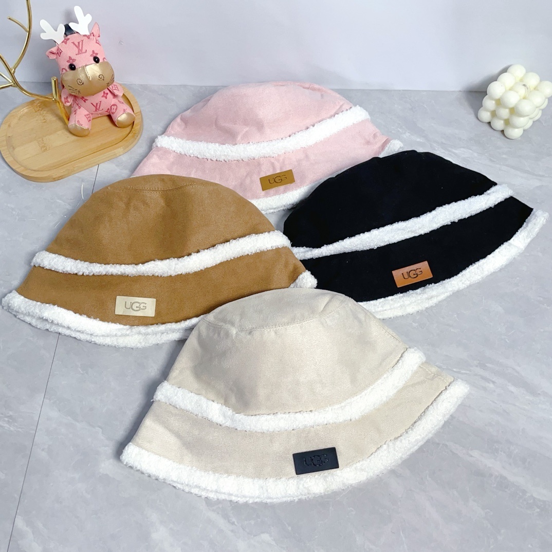 כובע חורף UGG – תמונה 9