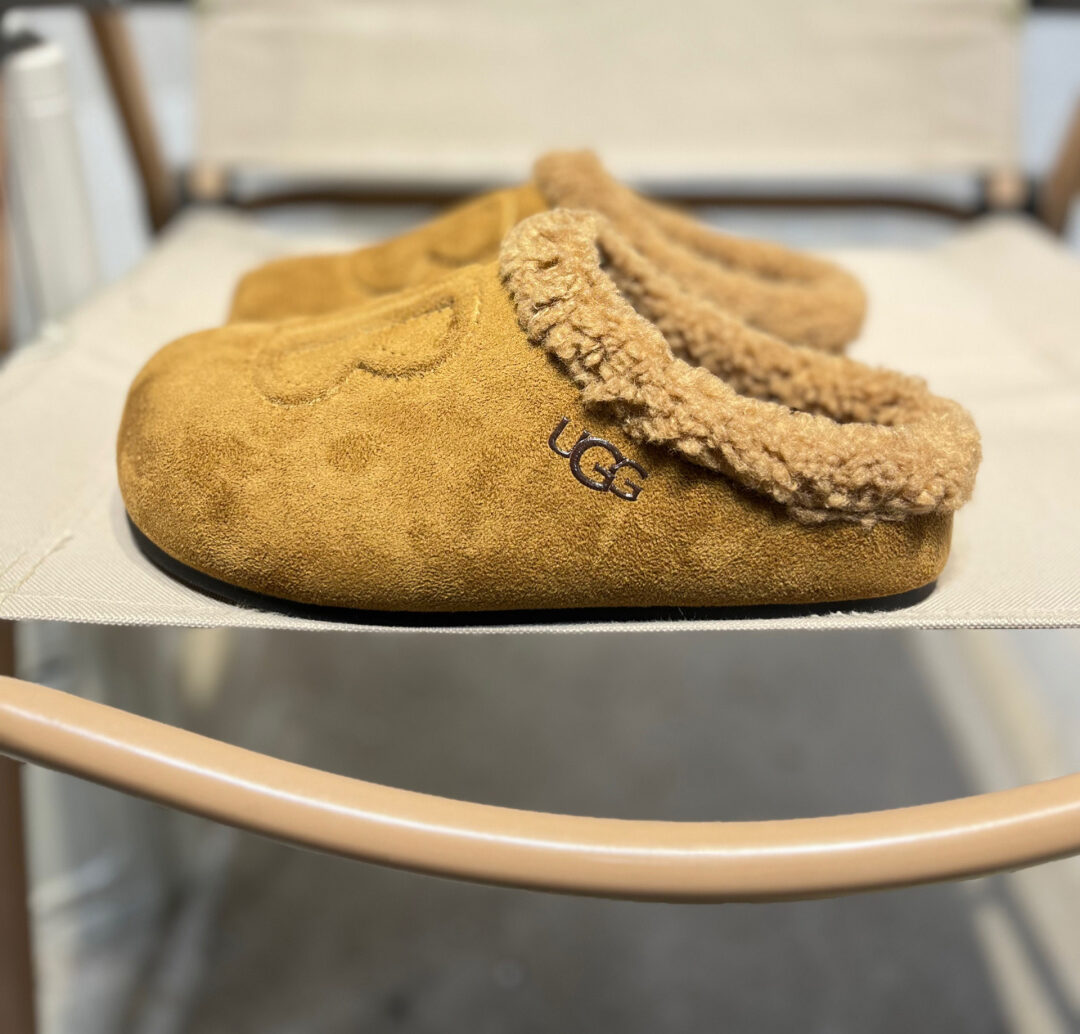 כפכפים ugg שתפ בלנסיאגה