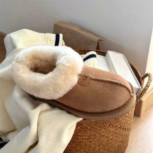 כפכפים UGG