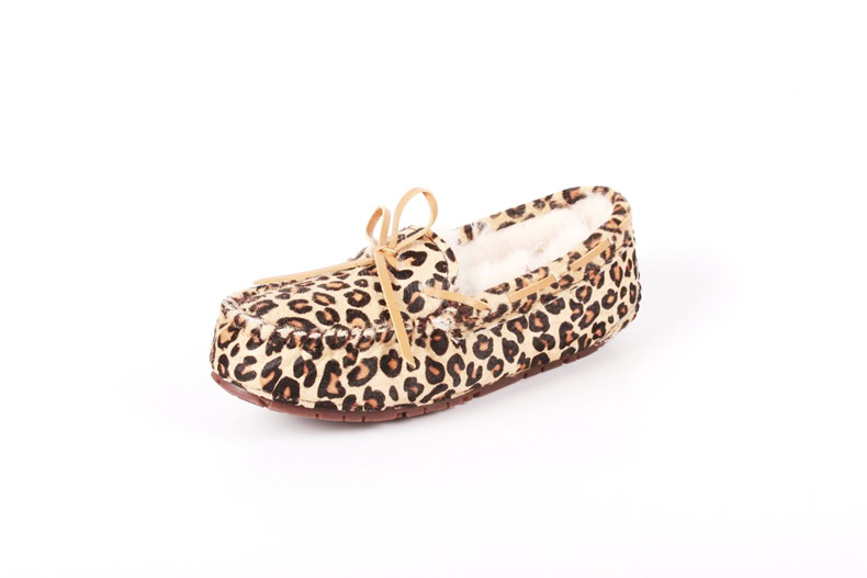 מוקסינים UGG – תמונה 22