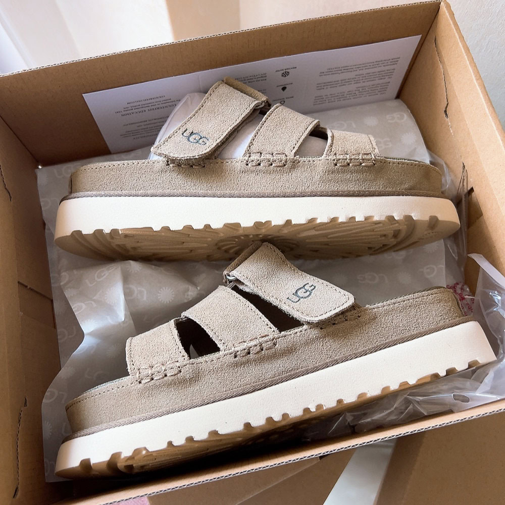 כפכפים גולדן סטאר UGG – תמונה 3
