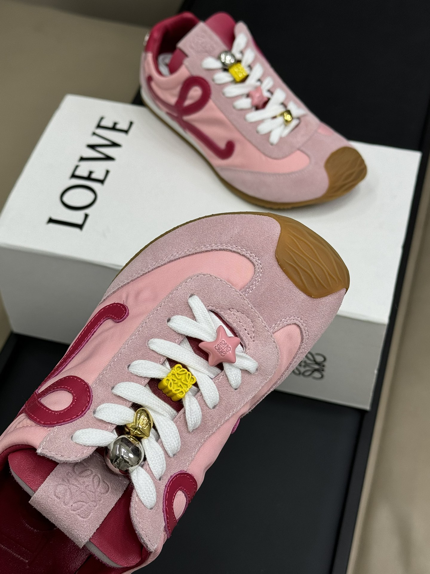 סניקרס loewe – תמונה 8