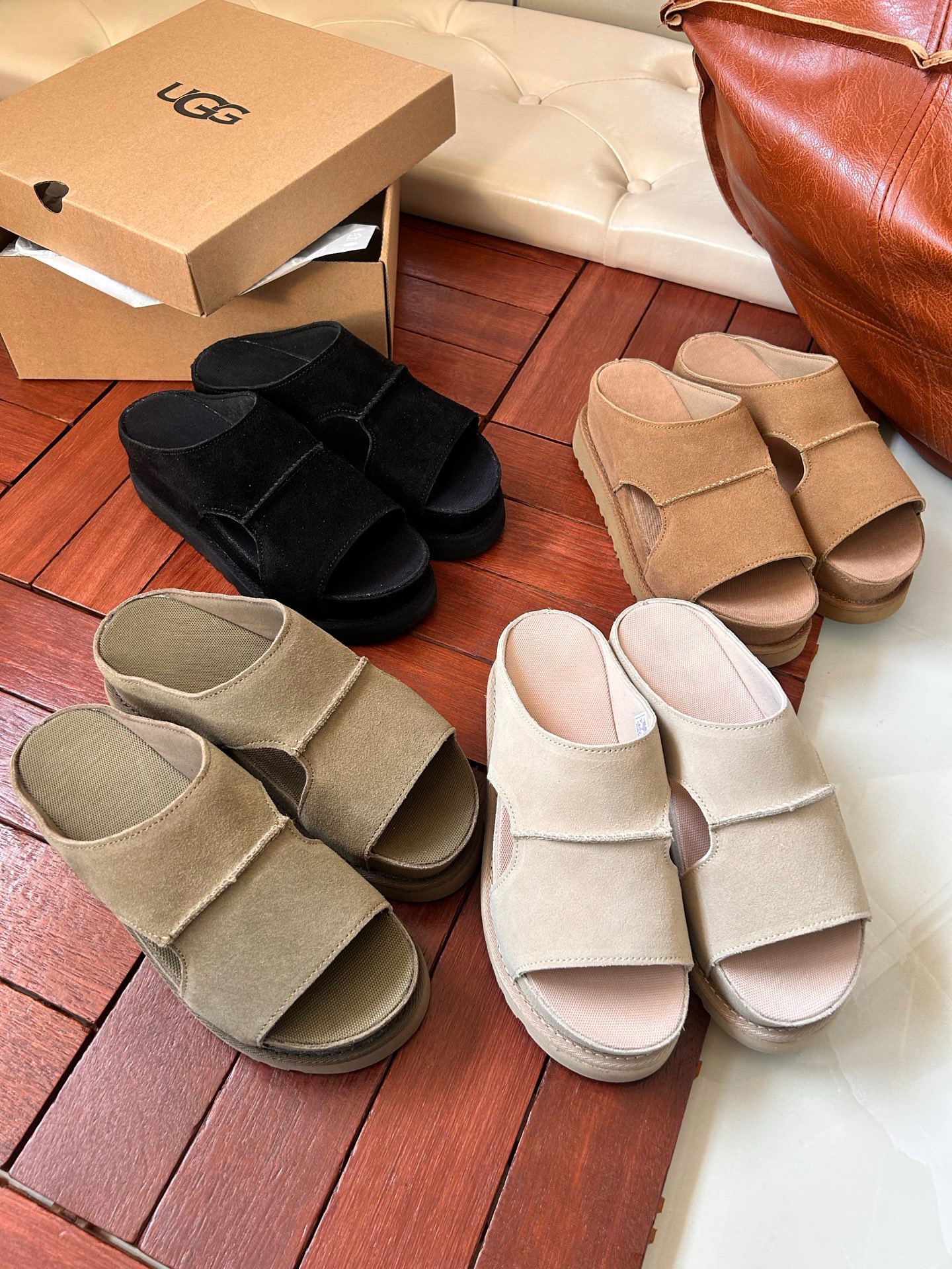 כפכפים UGG – תמונה 10