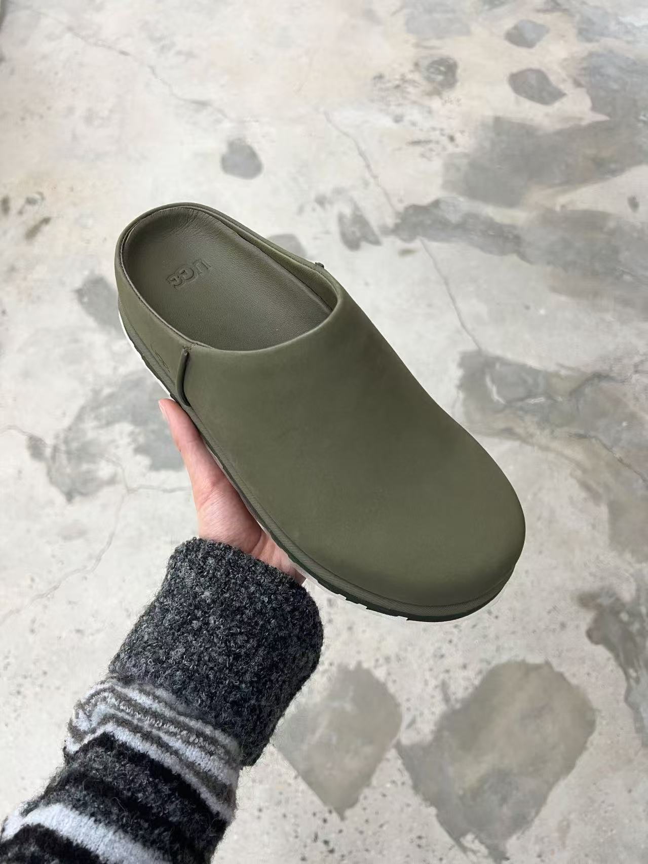 כפכפים UGG פרימיום – תמונה 16